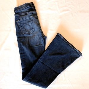 Big Star jeans. Flattering on!